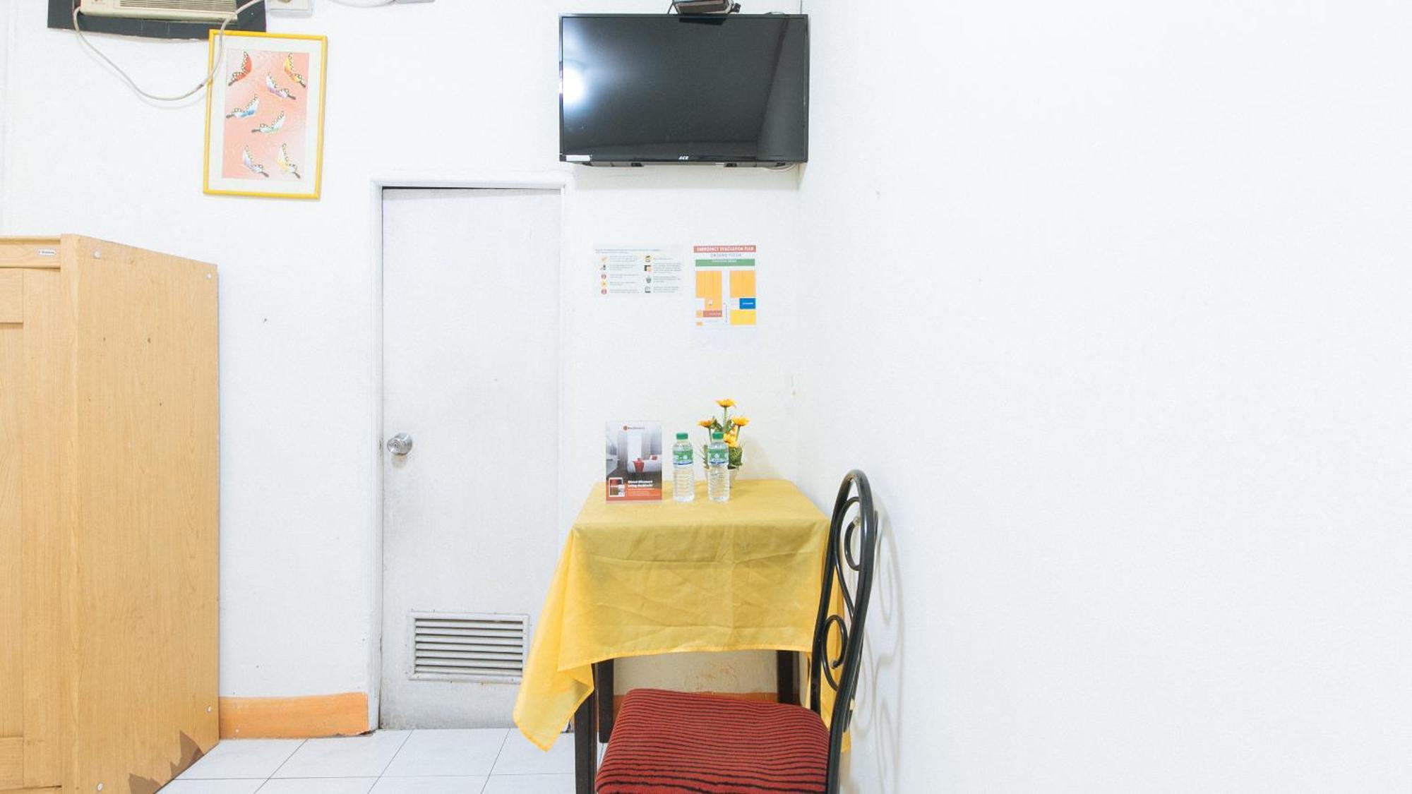 RedDoorz near East Avenue Medical Center Hotel Quezon City Exterior foto