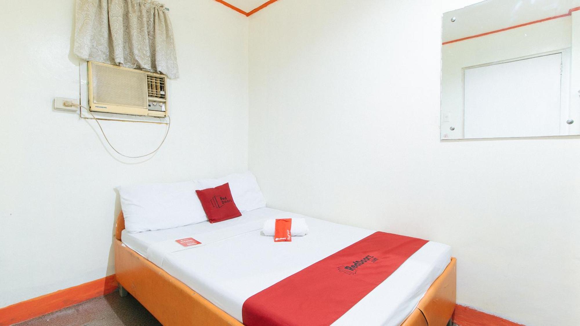 RedDoorz near East Avenue Medical Center Hotel Quezon City Exterior foto