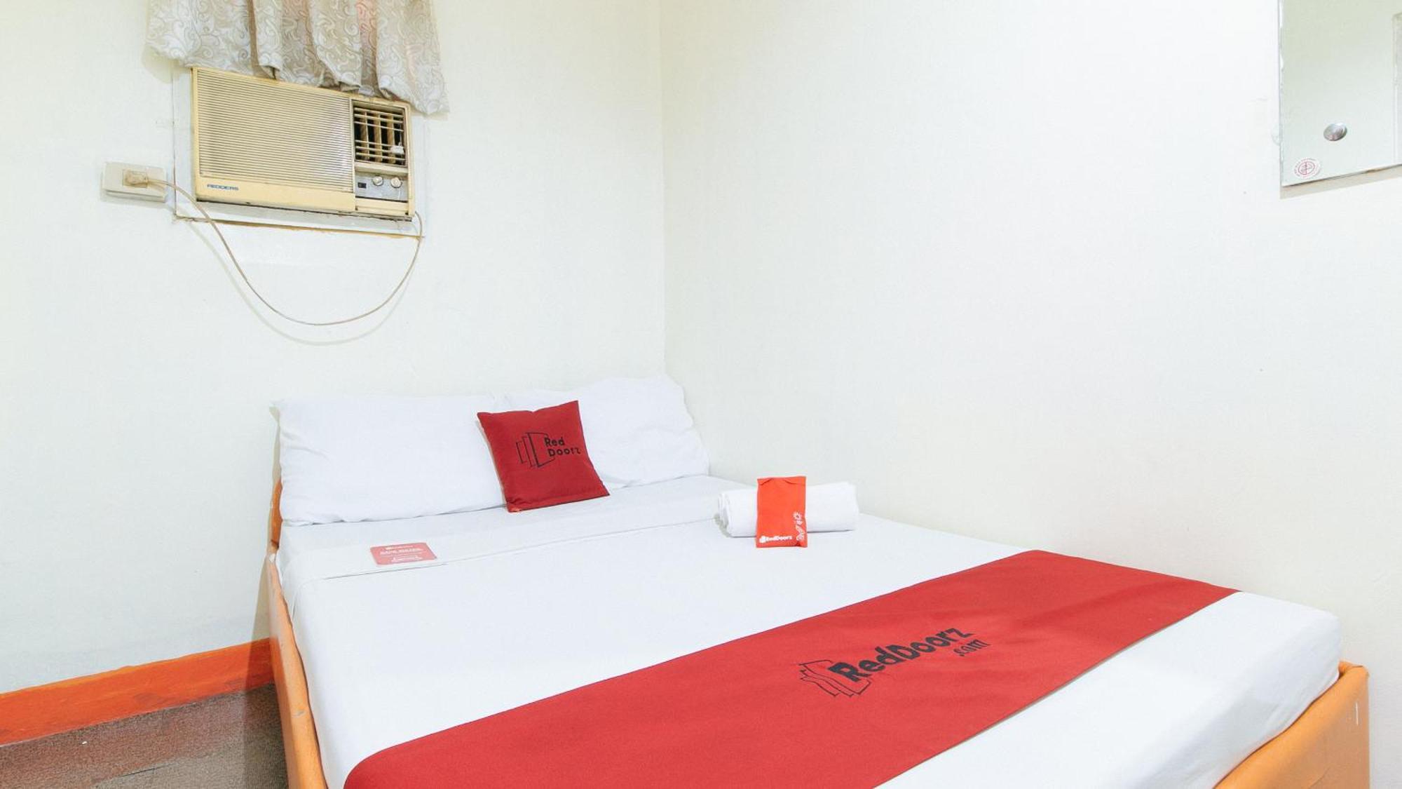 RedDoorz near East Avenue Medical Center Hotel Quezon City Exterior foto