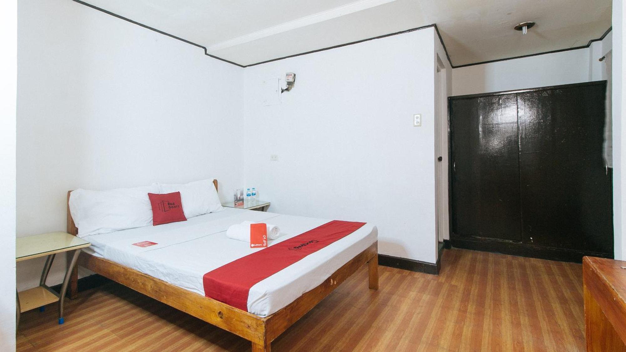 RedDoorz near East Avenue Medical Center Hotel Quezon City Exterior foto