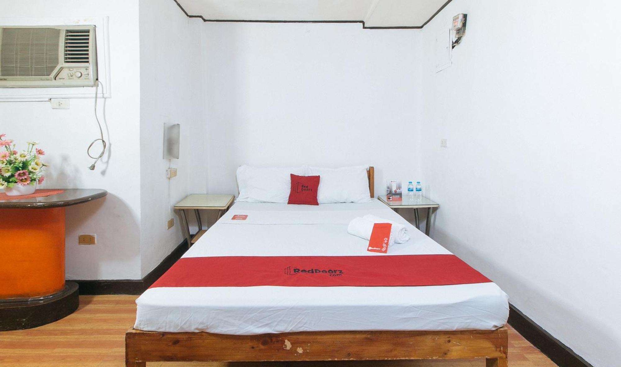 RedDoorz near East Avenue Medical Center Hotel Quezon City Exterior foto