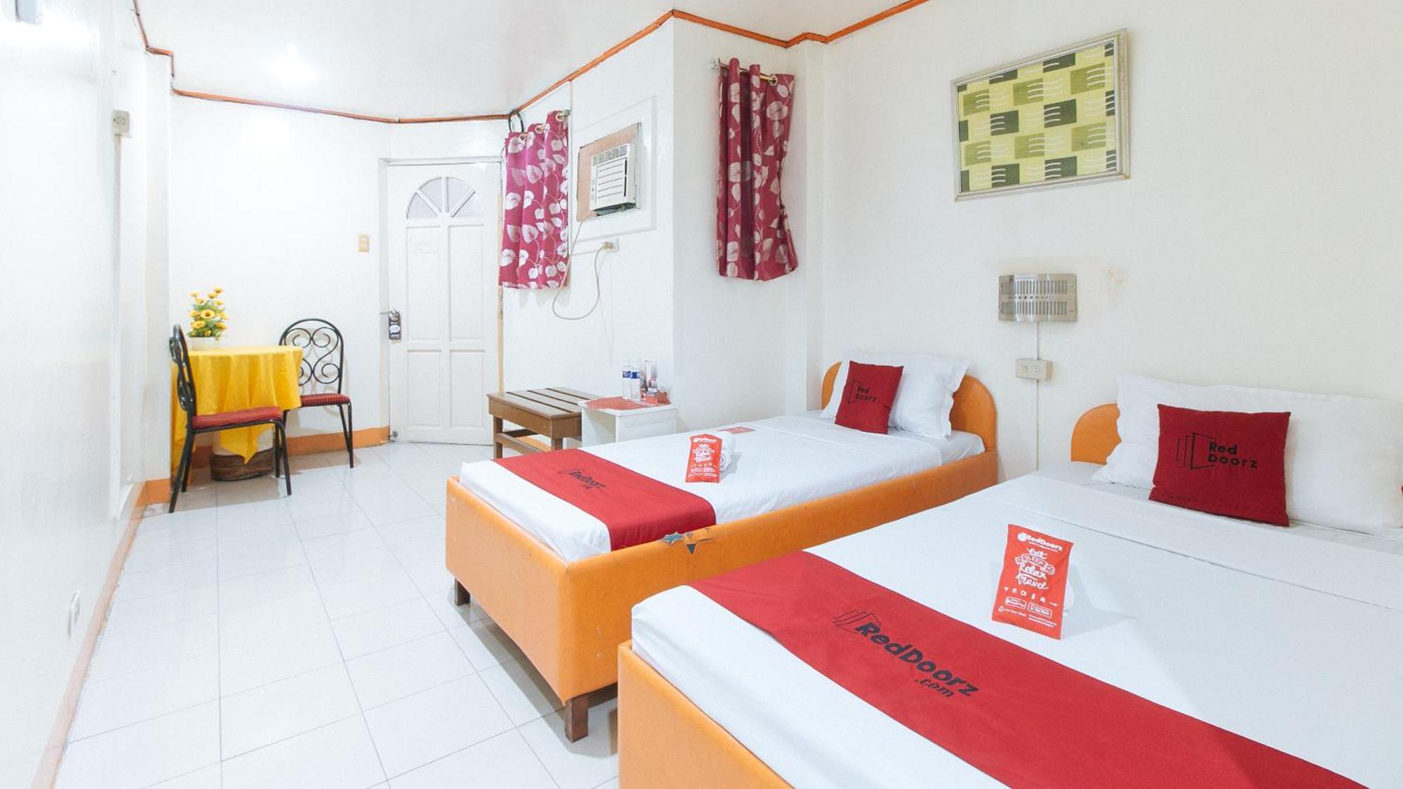 RedDoorz near East Avenue Medical Center Hotel Quezon City Exterior foto